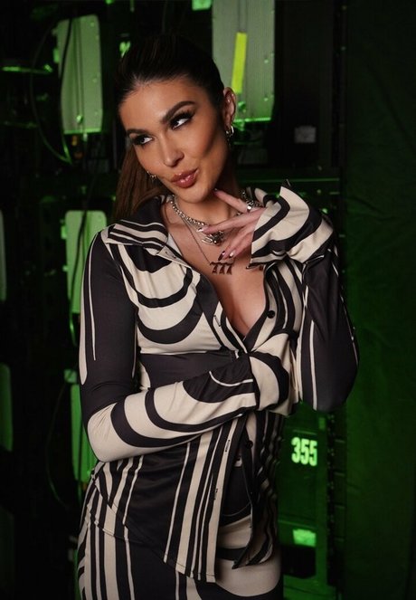 Cathy Kelley xxx model photo