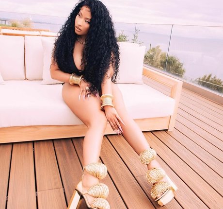 Nicki Minaj free model archive