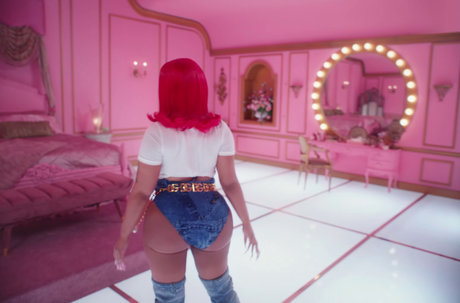 Nicki Minaj art pornstar photos