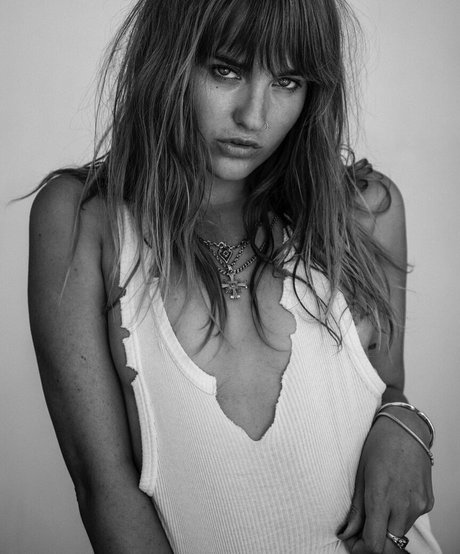 Victoria De Angelis pornographic actress picture