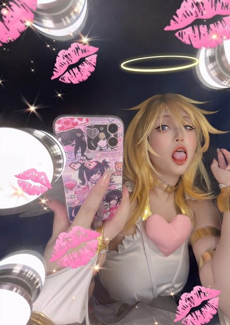 SuperBitchBecky beautiful pornstar img