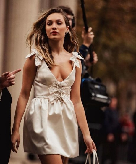 Maddie Ziegler model hot archive