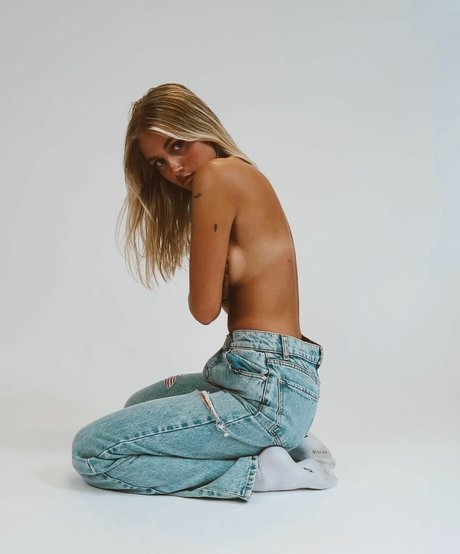 Maddie Francesca hot model pics