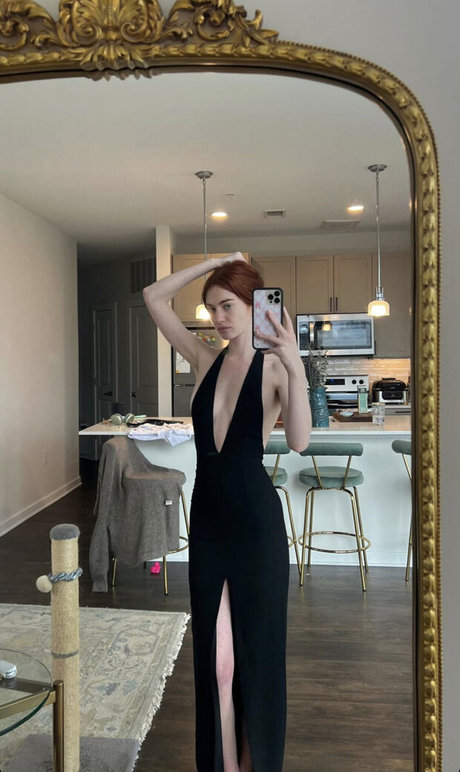 Kennedy Walsh star art pic