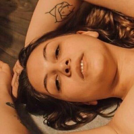 ganeheeka model erotic picture