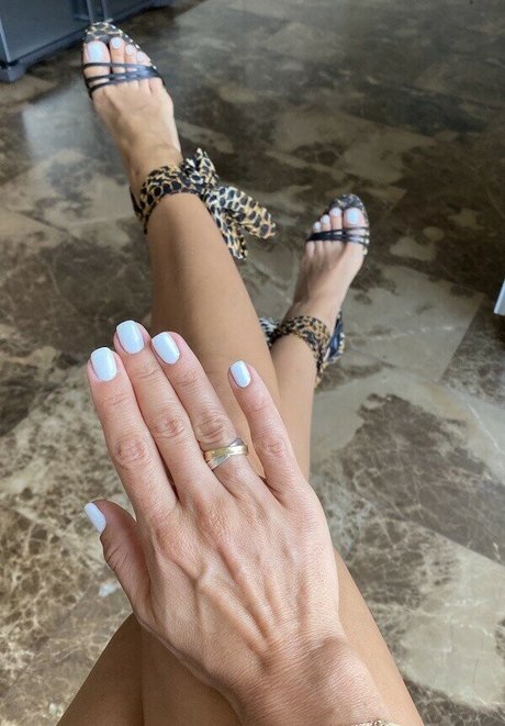 Mightyan sexy star galleries