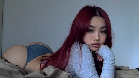 Sc Pion_ model naked pic