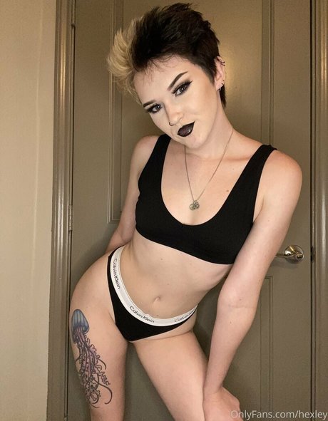 domm xx high quality pornstar pic