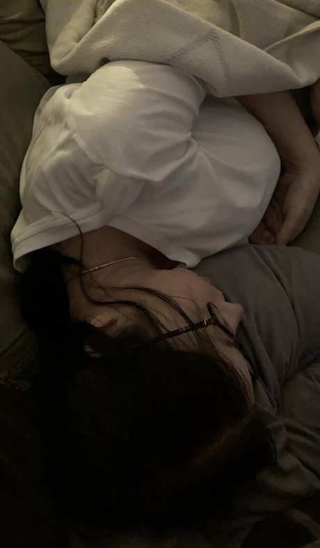 Clare Davey42 model free picture