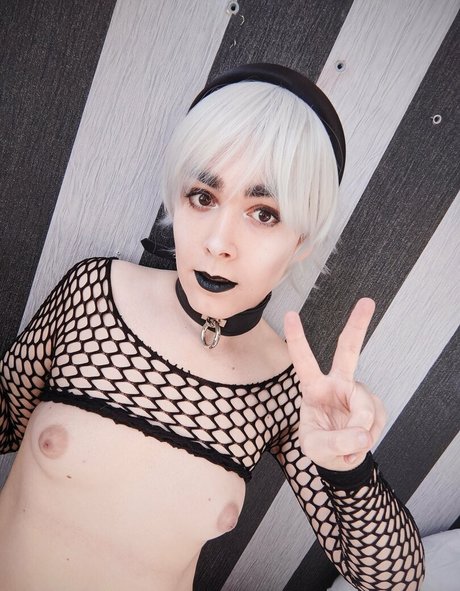 fayelockwood free actress gallery