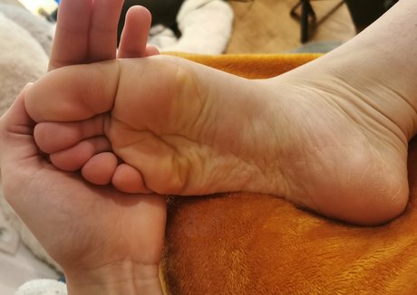 frenchmoon69 art model archive