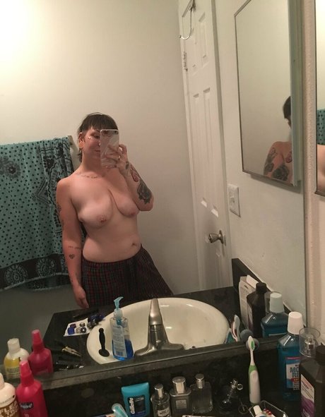 kirbyxx pornstar nudes image