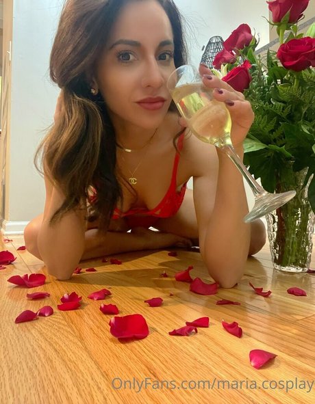 maria cosplay star adult image