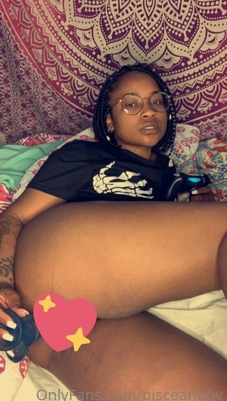 pisceanbby star nude pic