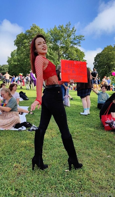 TuhmaMyy model beautiful archive