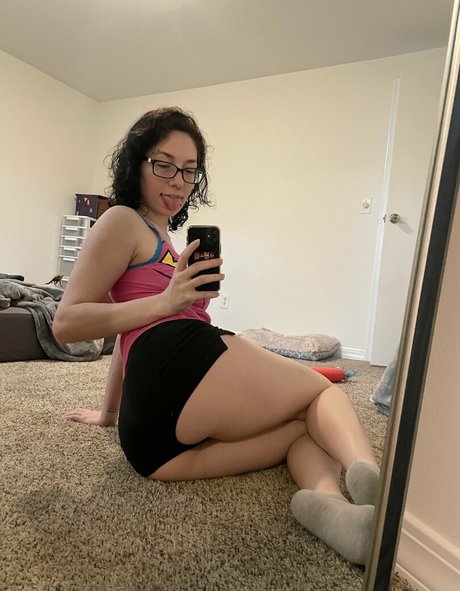 ghostlygothx naked actress image