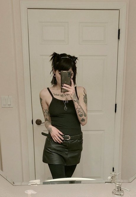 goth kitteen star top galleries