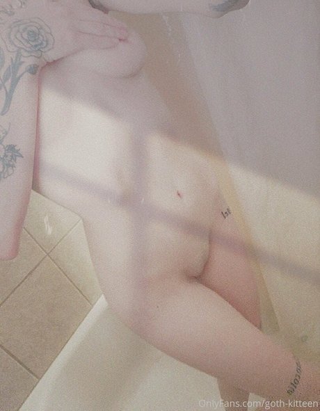 goth kitteen star sexy photos