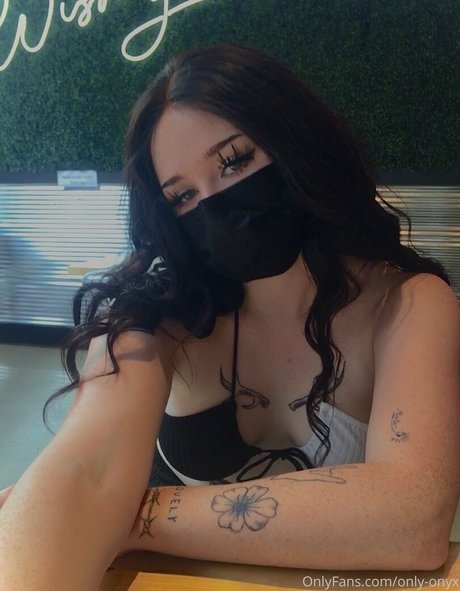 veeginas high quality actress gallery