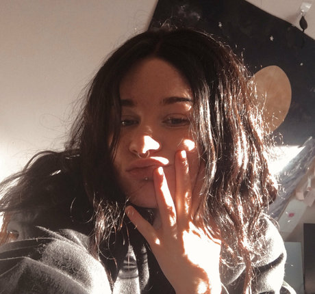 veeginas model adult image