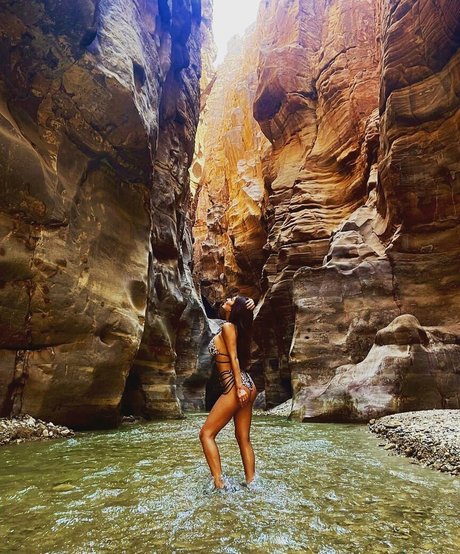 Lara Moreno star beautiful archive