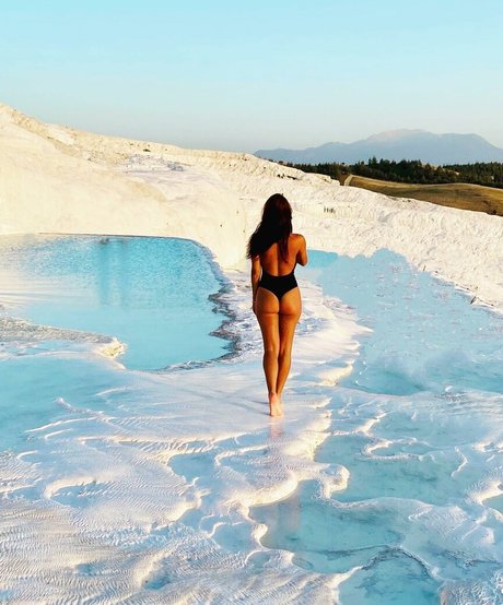 Lara Moreno star naked galleries