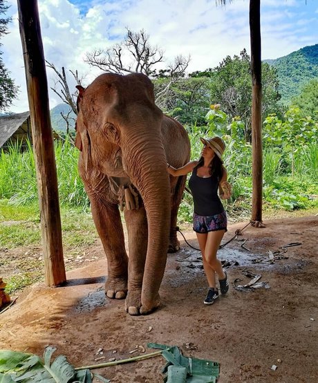 Lara Moreno model free gallery