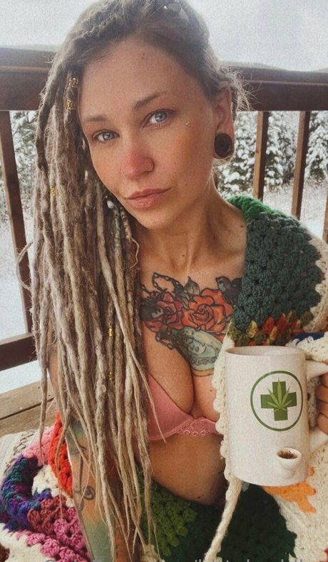 bittybuddha star porn gallery