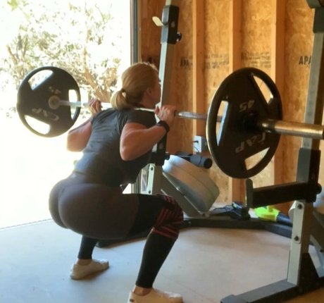 KendraBFit star exclusive images