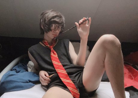 petite twink nudes star image