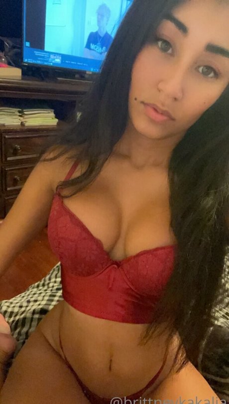 brittneykakalia star nice photos