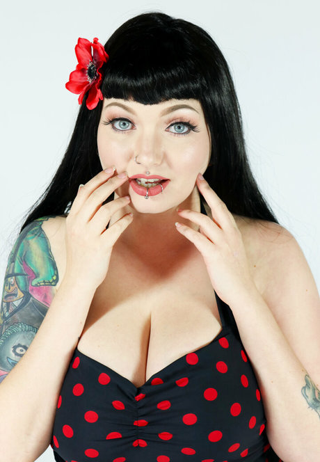 nayrusuicide pornstar free images