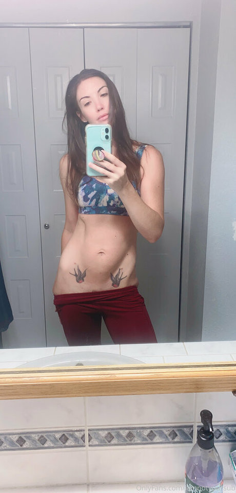 iamnotyoursub pornstar img