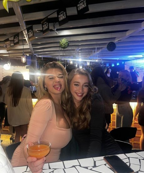 Jazmineblouise star exclusive pics