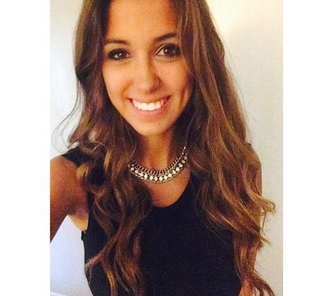 Amanda Thompson art actress photos