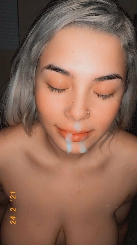 Vanessa Ayavar naked pornstar gallery