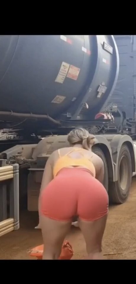 Aline Fuchter Ouriques free star photos