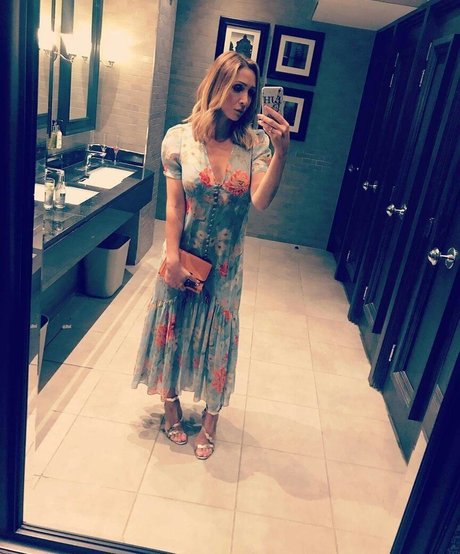 Lucy Jo Hudson naked model pictures