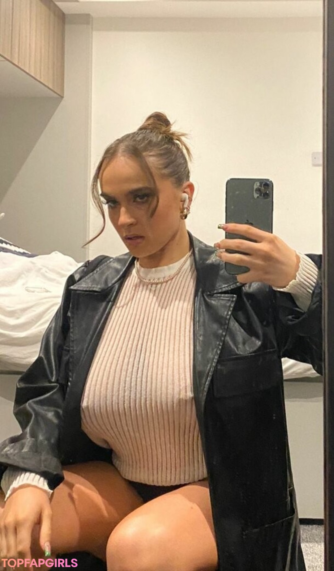 Laura Svensson high quality model gallery