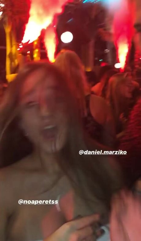 Noa Perets star nice images