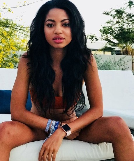 Camille Hyde pornstar sex picture