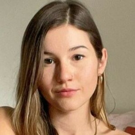 Julia Ayers exclusive actress archive