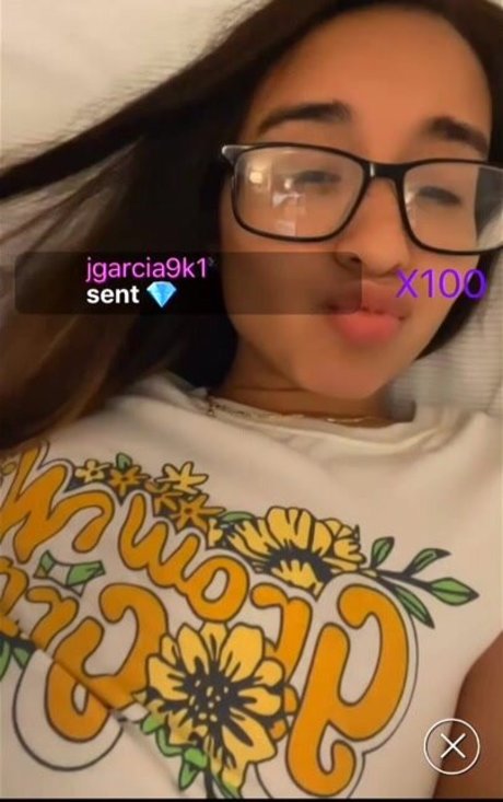 Alahna Ly hot star photos