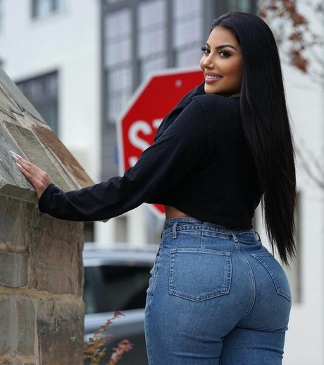 lareinasworld star porn archive