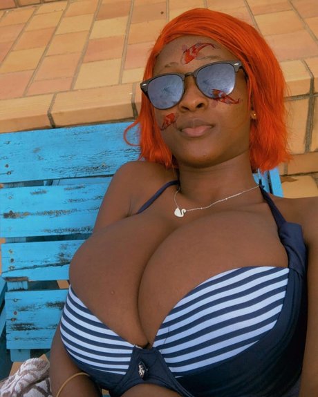 poupeemimi naked pornstar picture