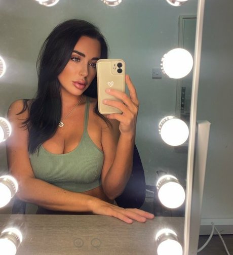 real amateur onlyfans naked photos