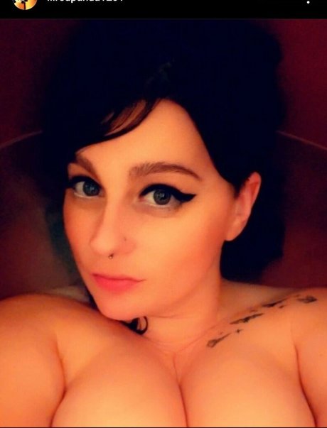 Pandapanda1201 pornstar hd image