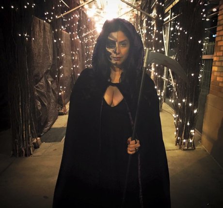 Laura Stylez star free pictures