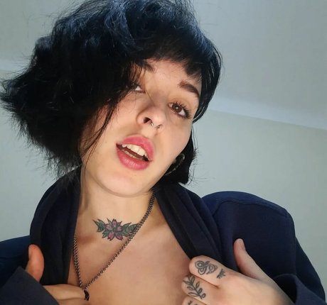 ebony midget onlyfans pretty pics