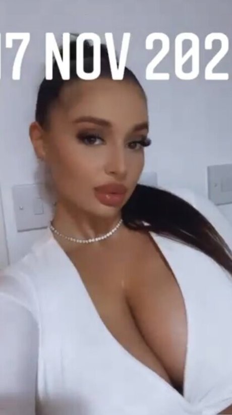 naughtybabeoxo pornstar hd photo